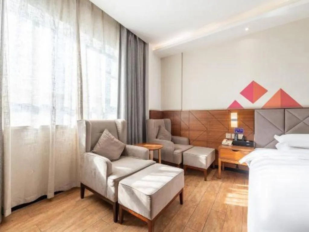 Borrman Hotel Xinxiang Muye Avenue Guandi