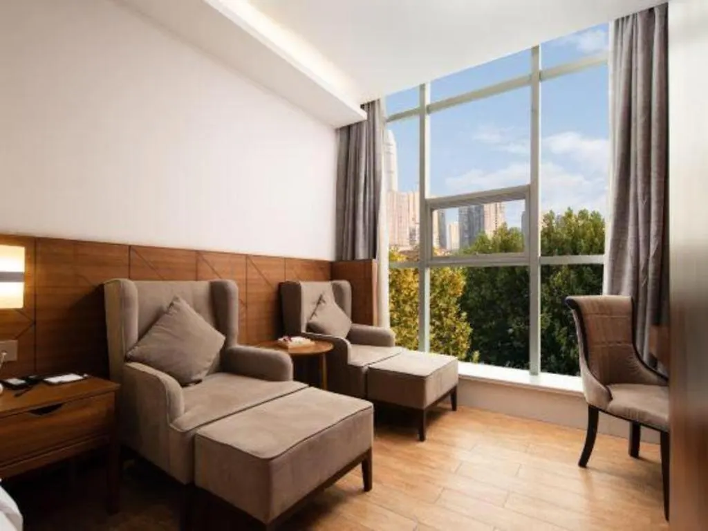Borrman Hotel Xinxiang Muye Avenue Guandi